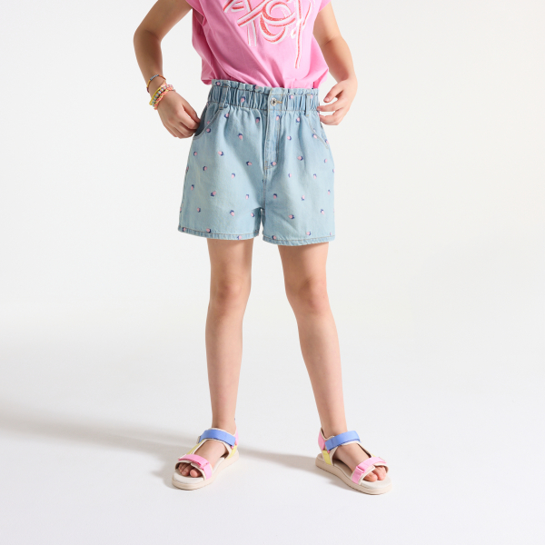 شورت جينز مطرز أزرق باهت للفتيات